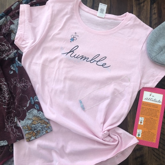 Bee an Attitude Tops - 🎁Bee Tee Bee Humble size L